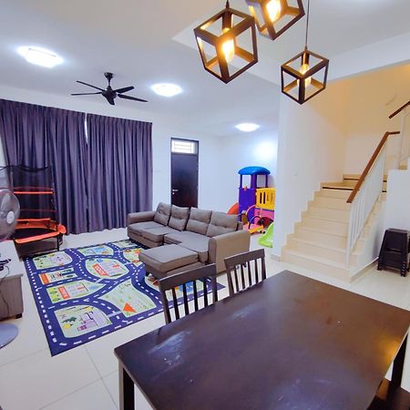 Spacious Family House At Desaru Harmonia 2 Extérieur photo
